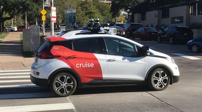 Cruise on the streets of Austin. Texas