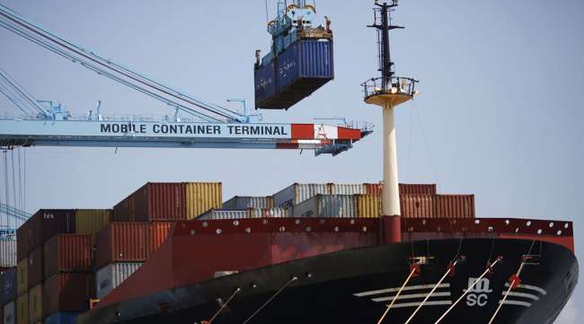 Port of Mobile container ship